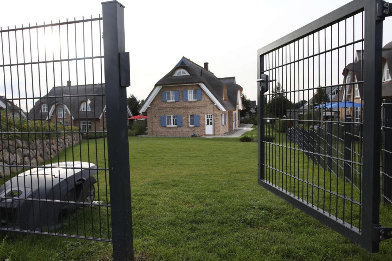 Strandhaus Buskam Im Moenchgut Auf Ruegen Lobbe Exteriör bild